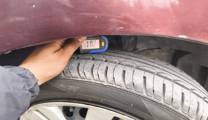 2014 Honda City 1.5L I-VTEC S MT, Petrol, Manual, 1,25,025 km, tyre