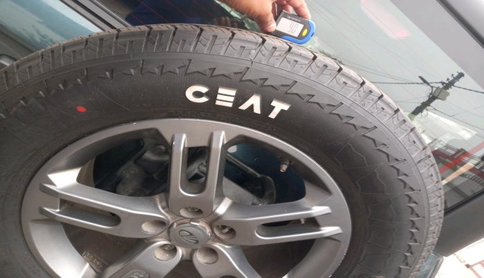 2021 Mahindra Thar LX PETROL HT 4WD AT, Petrol, Automatic, 37,240 km, tyre