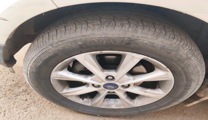 2017 Ford Ecosport TITANIUM 1.5L DIESEL, Diesel, Manual, 1,39,521 km, tyre