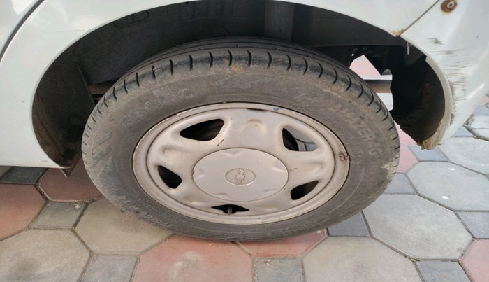 2014 Chevrolet Beat PS DIESEL, Diesel, Manual, 1,72,037 km, tyre