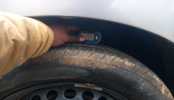 2016 Maruti Baleno DELTA PETROL 1.2, Petrol, Manual, 88,609 km, tyre