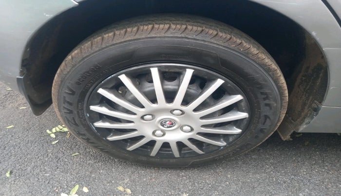 2016 Maruti Baleno DELTA PETROL 1.2, Petrol, Manual, 88,609 km, tyre