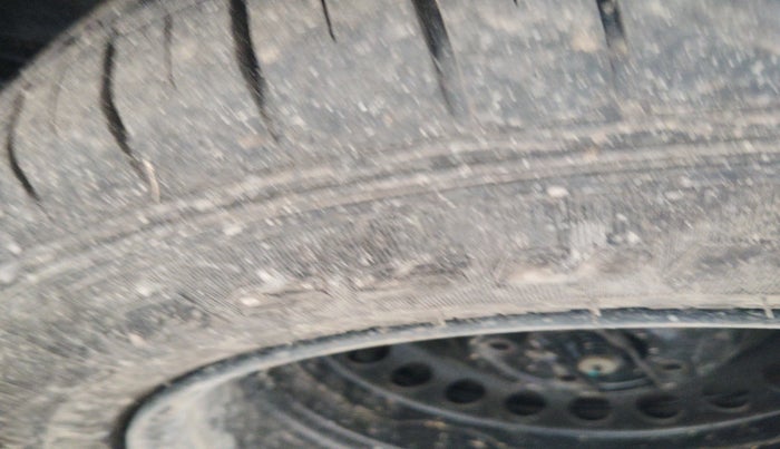 2022 MG HECTOR PLUS SHARP 1.5 PETROL TURBO CVT 6-STR, Petrol, Automatic, 19,063 km, tyre