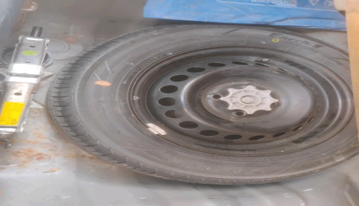 2014 Hyundai Grand i10 ASTA AT 1.2 KAPPA VTVT, Petrol, Automatic, 83,099 km, tyre