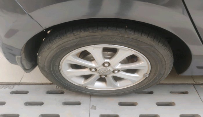 2014 Hyundai Grand i10 ASTA AT 1.2 KAPPA VTVT, Petrol, Automatic, 83,099 km, tyre