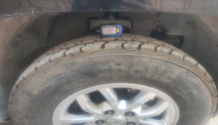 2018 Mahindra TUV300 T8, Diesel, Manual, 37,198 km, tyre