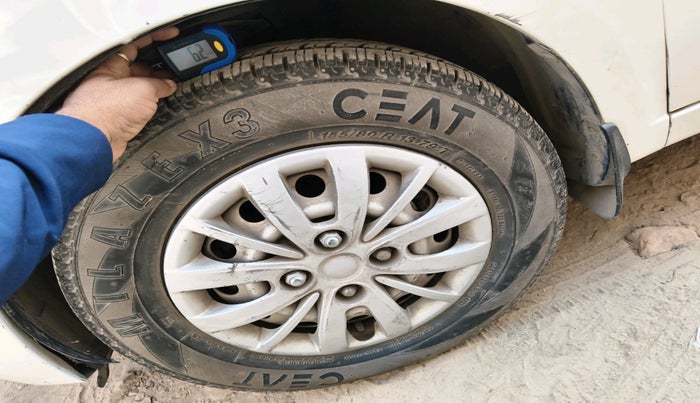 2014 Hyundai i10 MAGNA 1.1, CNG, Manual, 82,310 km, tyre