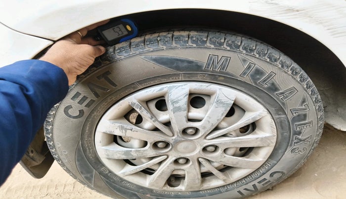 2014 Hyundai i10 MAGNA 1.1, CNG, Manual, 82,310 km, tyre