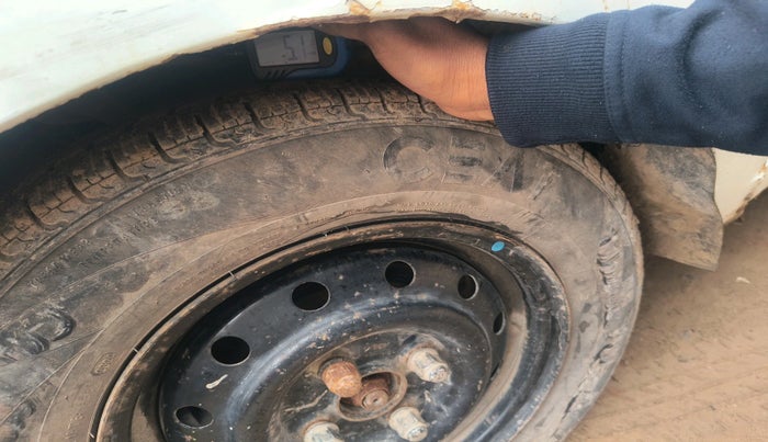 2013 Hyundai i10 MAGNA 1.1, Petrol, Manual, 85,613 km, tyre