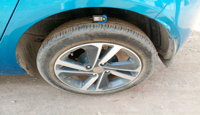 2021 Tata ALTROZ XZ PETROL, Petrol, Manual, 17,991 km, tyre