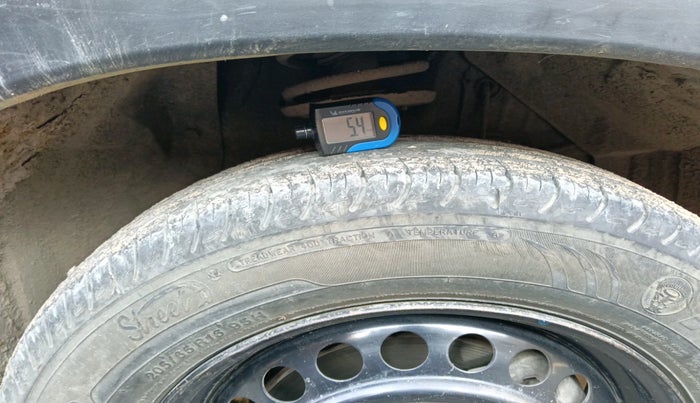 2017 Maruti Vitara Brezza VDI (O), Diesel, Manual, 1,47,548 km, tyre