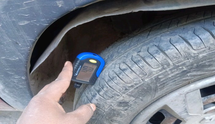 2015 Renault Kwid RXL, Petrol, Manual, 55,201 km, tyre