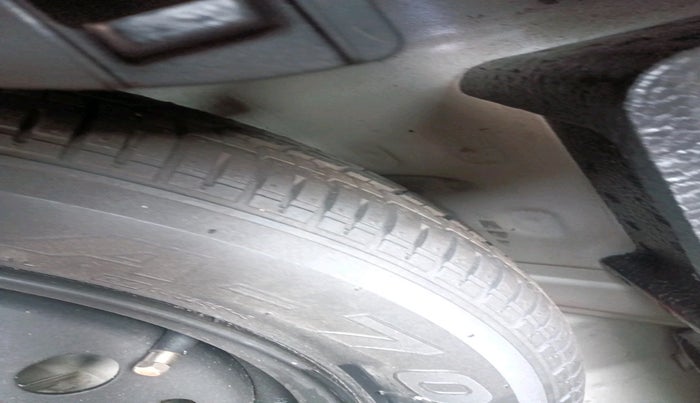 2017 Maruti Wagon R 1.0 VXI + (O) AMT, Petrol, Automatic, 48,417 km, tyre