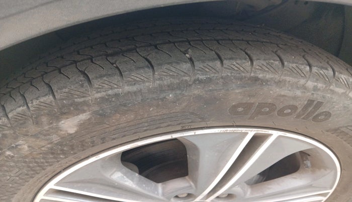 2017 Hyundai Creta SX PLUS AT 1.6 PETROL, Petrol, Automatic, 1,09,844 km, tyre