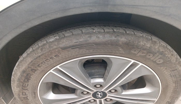 2017 Hyundai Creta SX PLUS AT 1.6 PETROL, Petrol, Automatic, 1,09,844 km, tyre