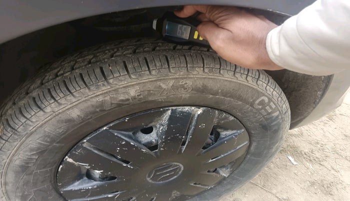 2018 Maruti Alto 800 LXI, Petrol, Manual, 63,838 km, tyre