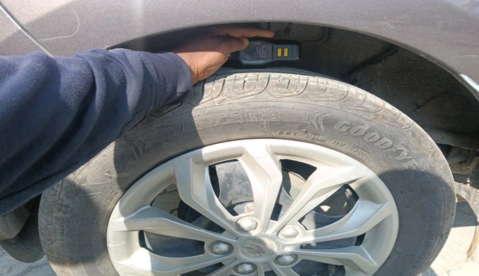 2019 Tata Tiago XZ PETROL, Petrol, Manual, 67,612 km, tyre