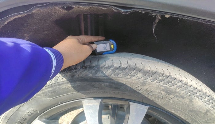 2017 Maruti Vitara Brezza VDI (O), Diesel, Manual, 1,23,738 km, tyre