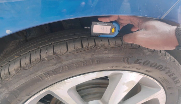 2015 Hyundai Elite i20 ASTA 1.2, Petrol, Manual, 86,960 km, tyre