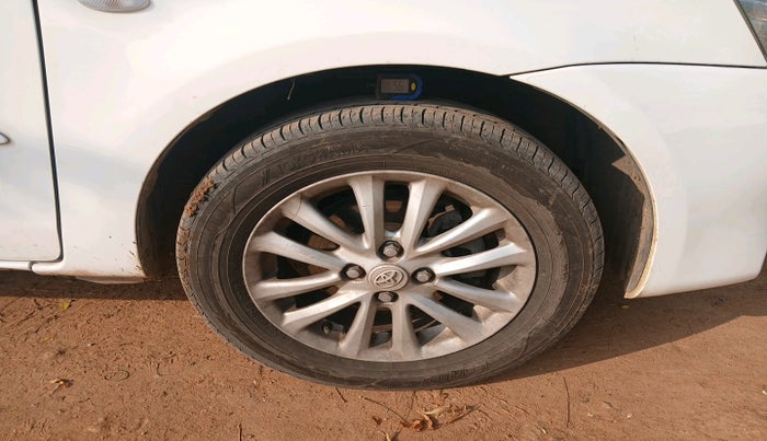 2012 Toyota Etios VD, Diesel, Manual, 1,30,454 km, tyre