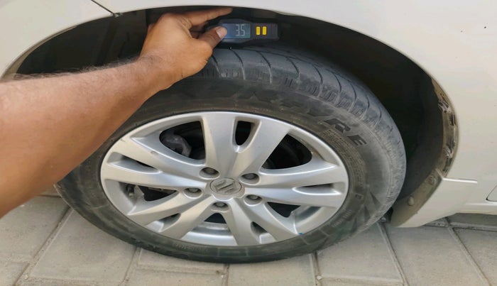 2017 Maruti Ertiga ZXI+, Petrol, Manual, 35,358 km, tyre