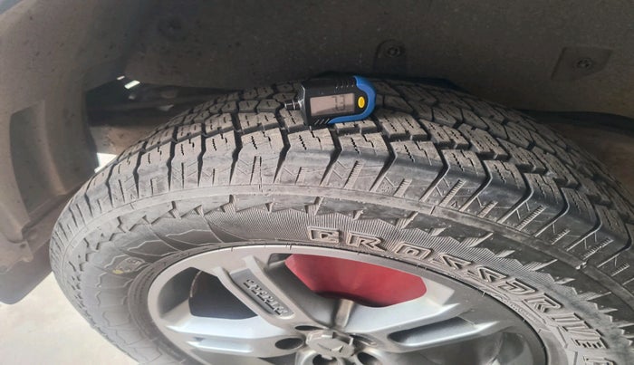 2024 Mahindra Thar LX D AT 4WD HT, Diesel, Automatic, 27,687 km, tyre