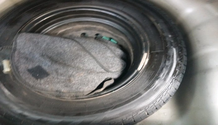 2015 Hyundai Elite i20 SPORTZ 1.2, Petrol, Manual, 1,83,251 km, tyre