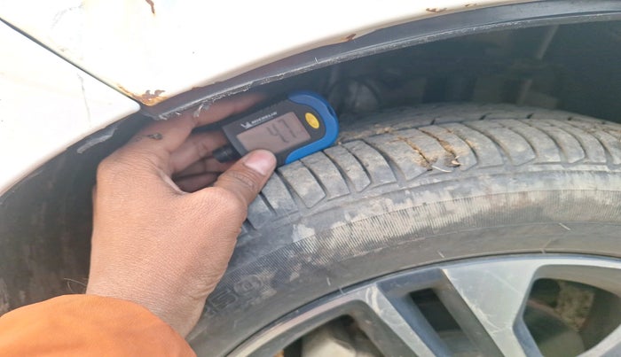 2022 Tata Tiago XZ PLUS PETROL, Petrol, Manual, 8,448 km, tyre