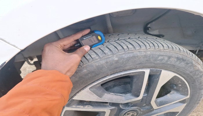 2022 Tata Tiago XZ PLUS PETROL, Petrol, Manual, 8,448 km, tyre