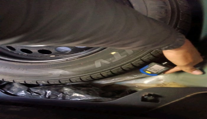 2018 Maruti Baleno DELTA PETROL 1.2, Petrol, Manual, 61,654 km, tyre