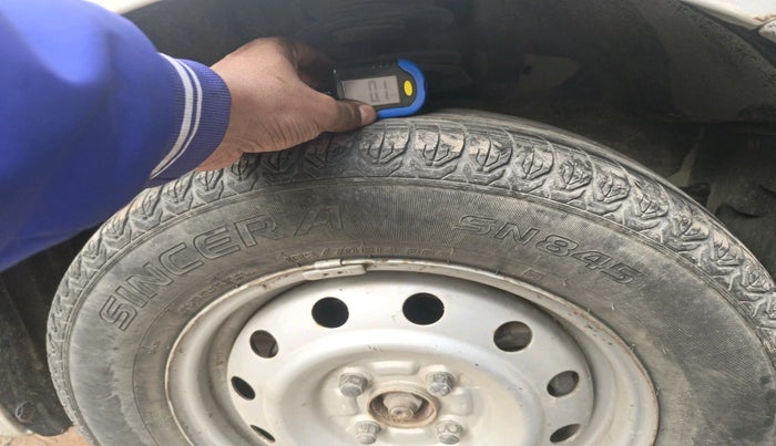 2011 Maruti Swift LXI, Petrol, Manual, 55,285 km, tyre