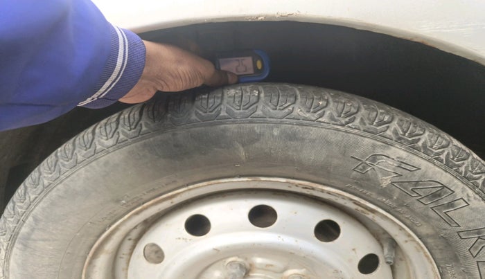 2011 Maruti Swift LXI, Petrol, Manual, 55,285 km, tyre