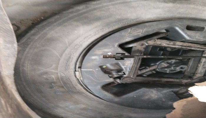 2012 Hyundai i10 SPORTZ 1.2, Petrol, Manual, 94,983 km, tyre