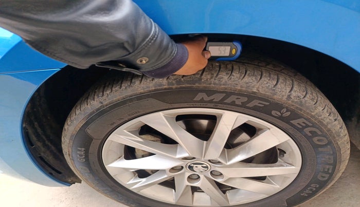 2023 Skoda SLAVIA AMBITION 1.0L TSI AT, Petrol, Automatic, 13,821 km, tyre