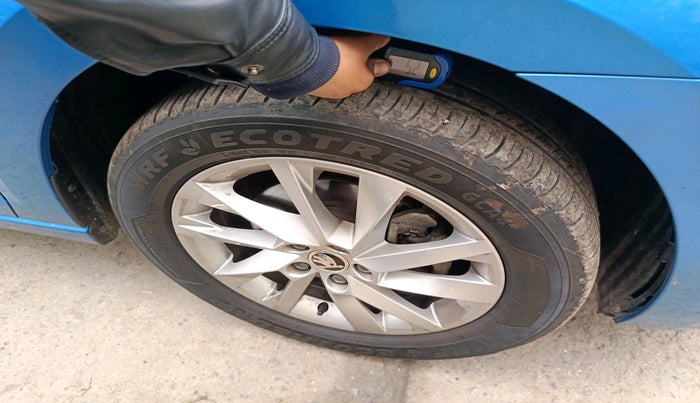 2023 Skoda SLAVIA AMBITION 1.0L TSI AT, Petrol, Automatic, 13,821 km, tyre