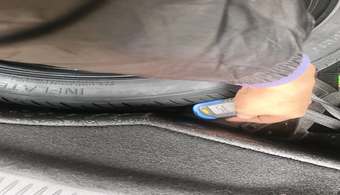 2024 Mercedes Benz E Class E 220d AMG Line, Diesel, Automatic, 6,766 km, tyre