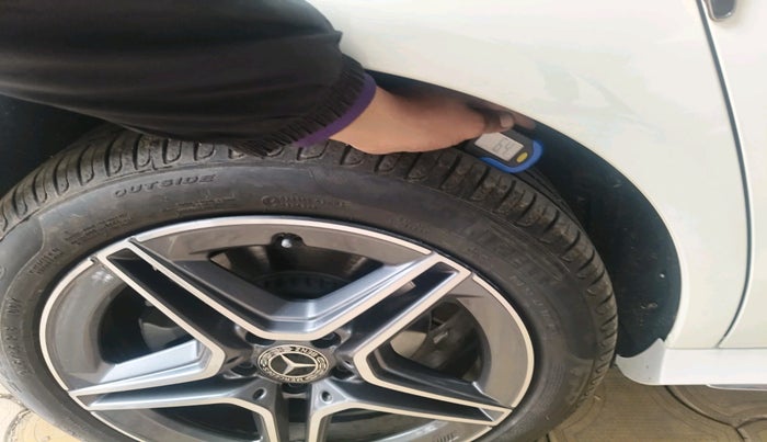 2024 Mercedes Benz E Class E 220d AMG Line, Diesel, Automatic, 6,766 km, tyre