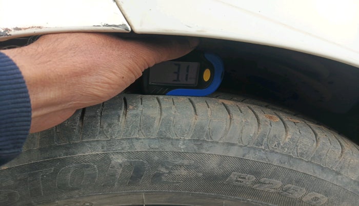 2015 Hyundai Grand i10 MAGNA 1.2 KAPPA VTVT, Petrol, Manual, 61,606 km, tyre