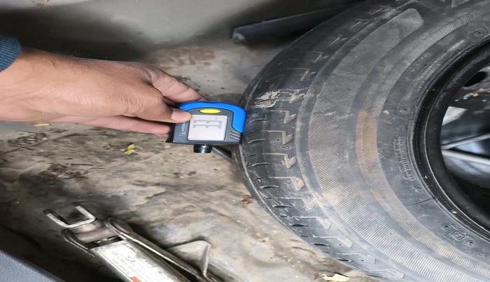 2014 Honda City 1.5L I-VTEC V MT, Petrol, Manual, 1,30,289 km, tyre