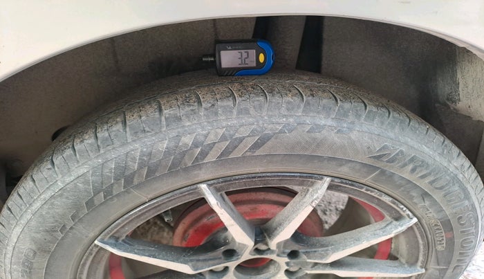 2018 Maruti Swift ZDI AMT, Diesel, Automatic, 85,976 km, tyre