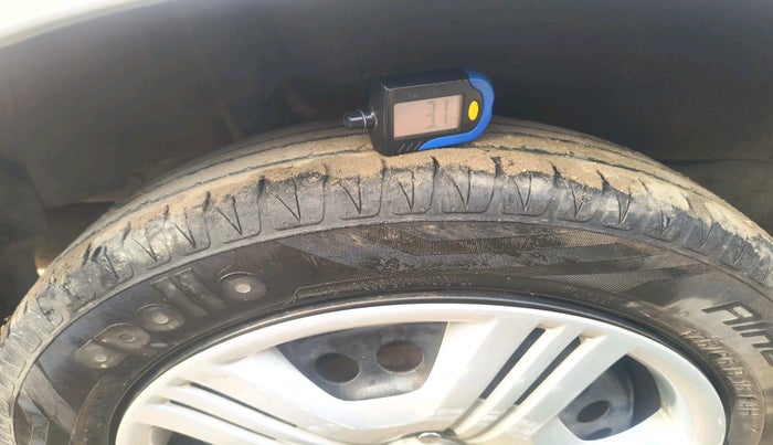 2010 Honda City 1.5L I-VTEC S MT, Petrol, Manual, 70,738 km, tyre