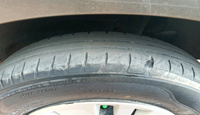 2019 Maruti Dzire LXI, Petrol, Manual, 45,465 km, tyre