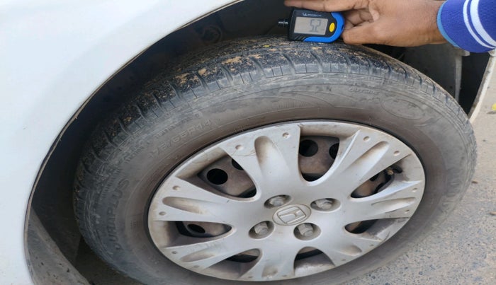 2013 Honda Amaze 1.2L I-VTEC S, Petrol, Manual, 1,02,216 km, tyre