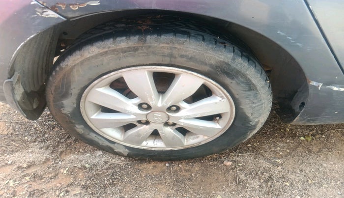 2013 Hyundai i20 ASTA 1.4 CRDI, Diesel, Manual, 2,64,444 km, tyre