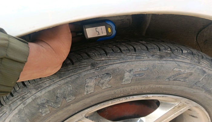 2010 Tata Indigo CS LX TDI, Diesel, Manual, 1,88,059 km, tyre