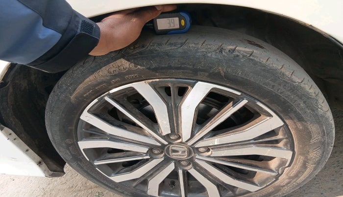 2017 Honda City 1.5L I-DTEC VX, Diesel, Manual, 1,24,904 km, tyre