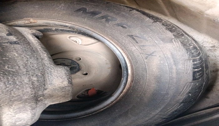 2016 Chevrolet Beat LS DIESEL, Diesel, Manual, 93,758 km, tyre