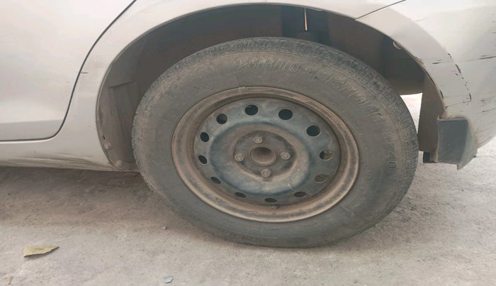 2015 Maruti Swift VDI, Diesel, Manual, 1,28,103 km, tyre