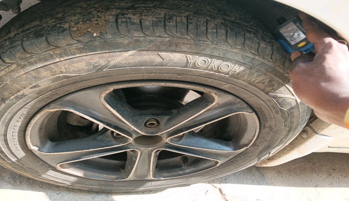 2012 Maruti Ertiga ZDI, Diesel, Manual, 1,42,506 km, tyre