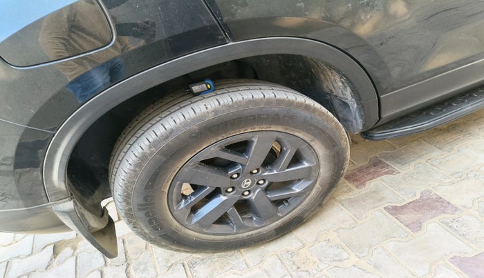 2022 Tata Harrier XTA PLUS 2.0L KRYOTEC HALO DARK EDITION , Diesel, Automatic, 50,395 km, tyre